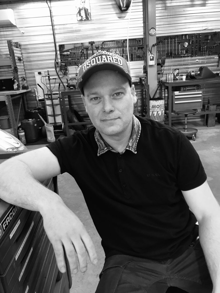 Over ons - Robertdevriestweewielers